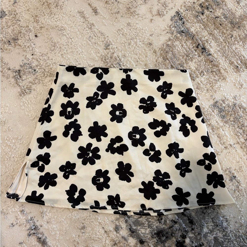 Black Floral A-Line Skirt in Cream